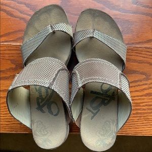 OTBT platform sandals